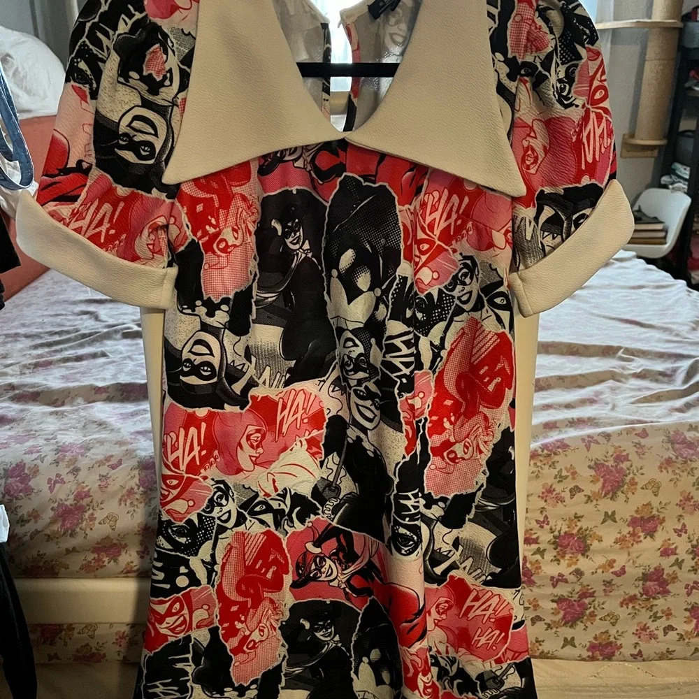 Harley Quinn Comic Print Mini Dress in Black and Pink - Picture 7 of 7